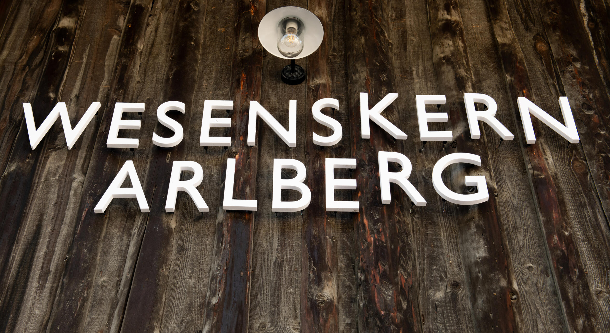 Wesenskern Arlberg Abgeschlossenes BWL Studium